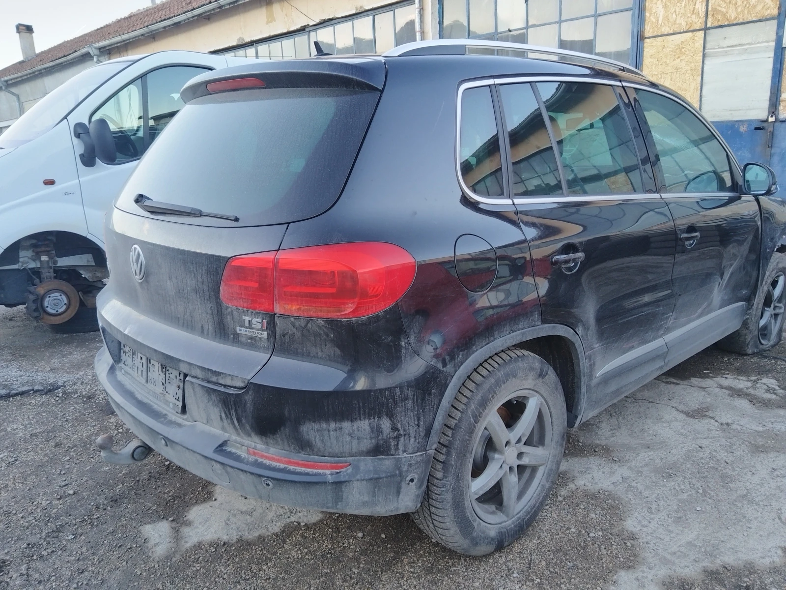 VW Tiguan 1.4 FSI * FACE* PANORAMA*  - изображение 4