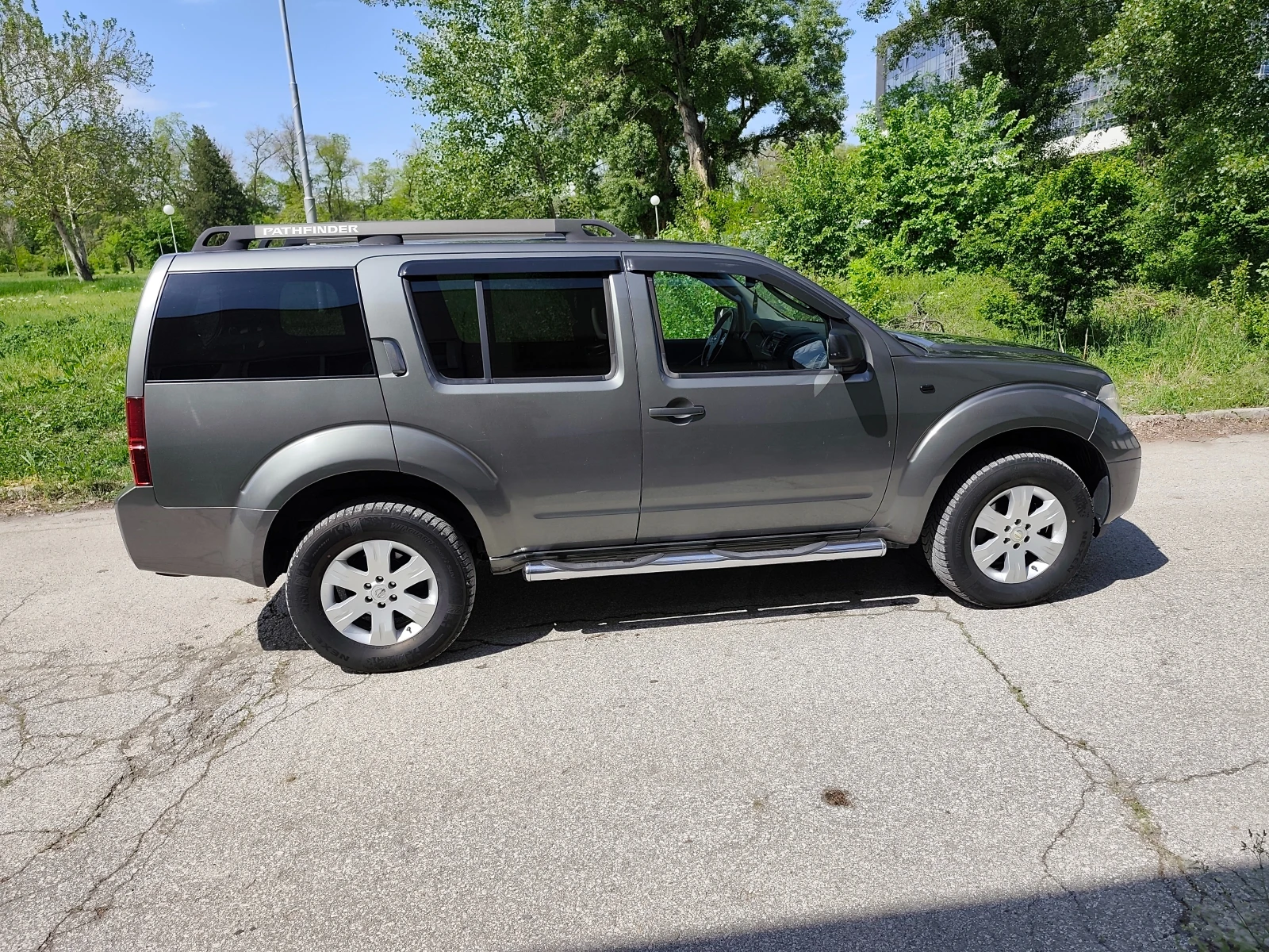 Nissan Pathfinder  - изображение 3