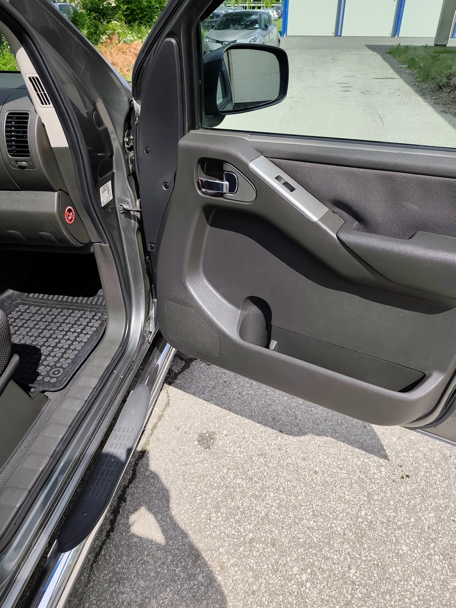 Nissan Pathfinder  - изображение 9