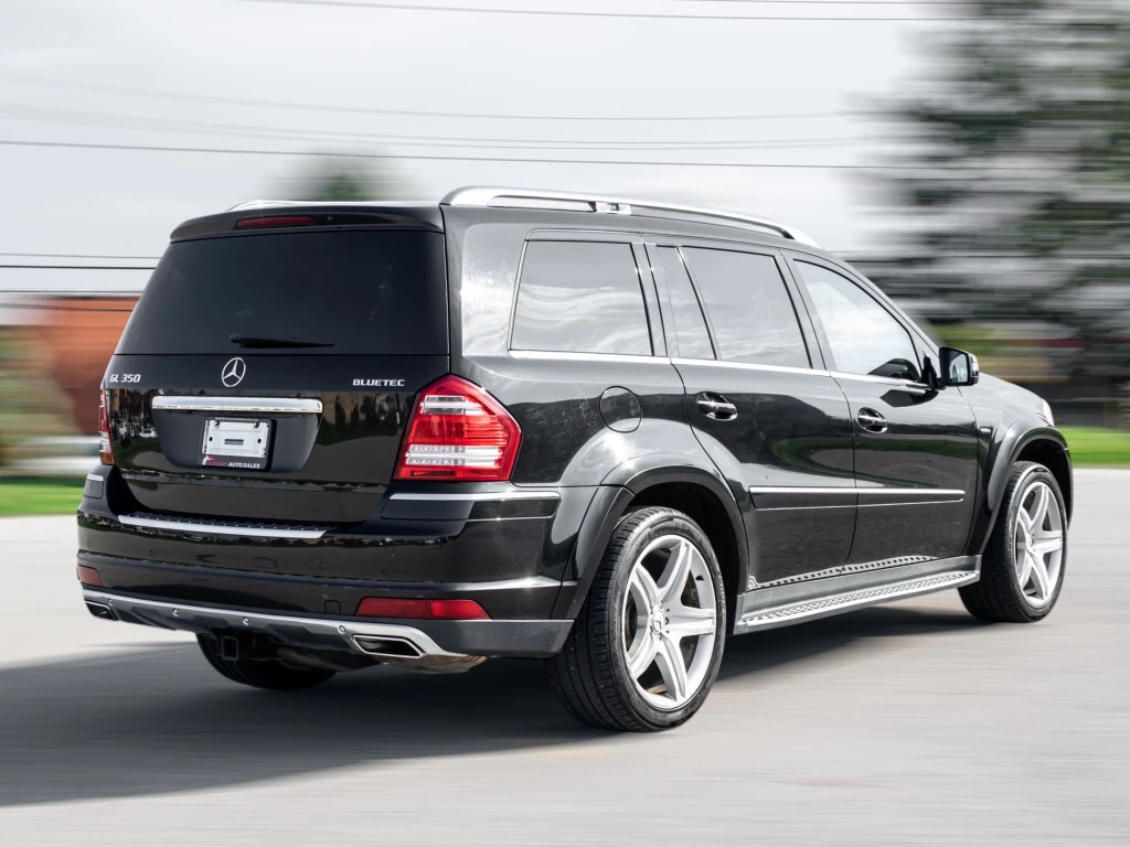 Mercedes-Benz GL 350 ПОДГРЕВ/ОБДУХВАНЕ/НАВИ/КАМЕРА/7 МЕСТА - изображение 4