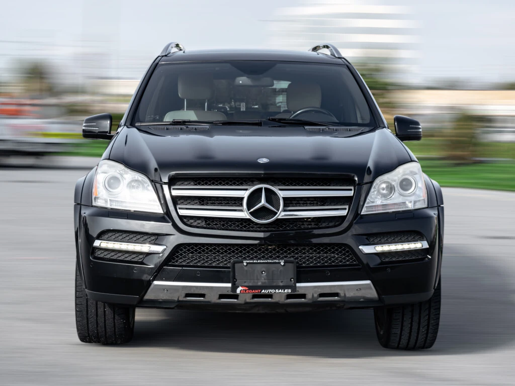 Mercedes-Benz GL 350 ПОДГРЕВ/ОБДУХВАНЕ/НАВИ/КАМЕРА/7 МЕСТА - изображение 2
