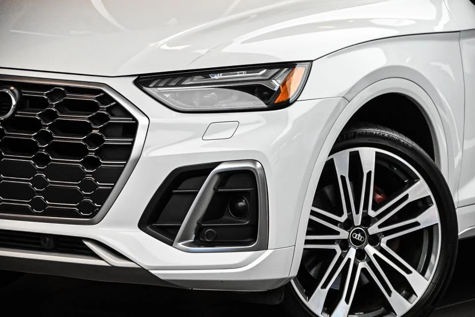 Audi SQ5 * S-Line* * HeadUp* AвтоКредит* (ЦЕНА ДО БГ) - изображение 2
