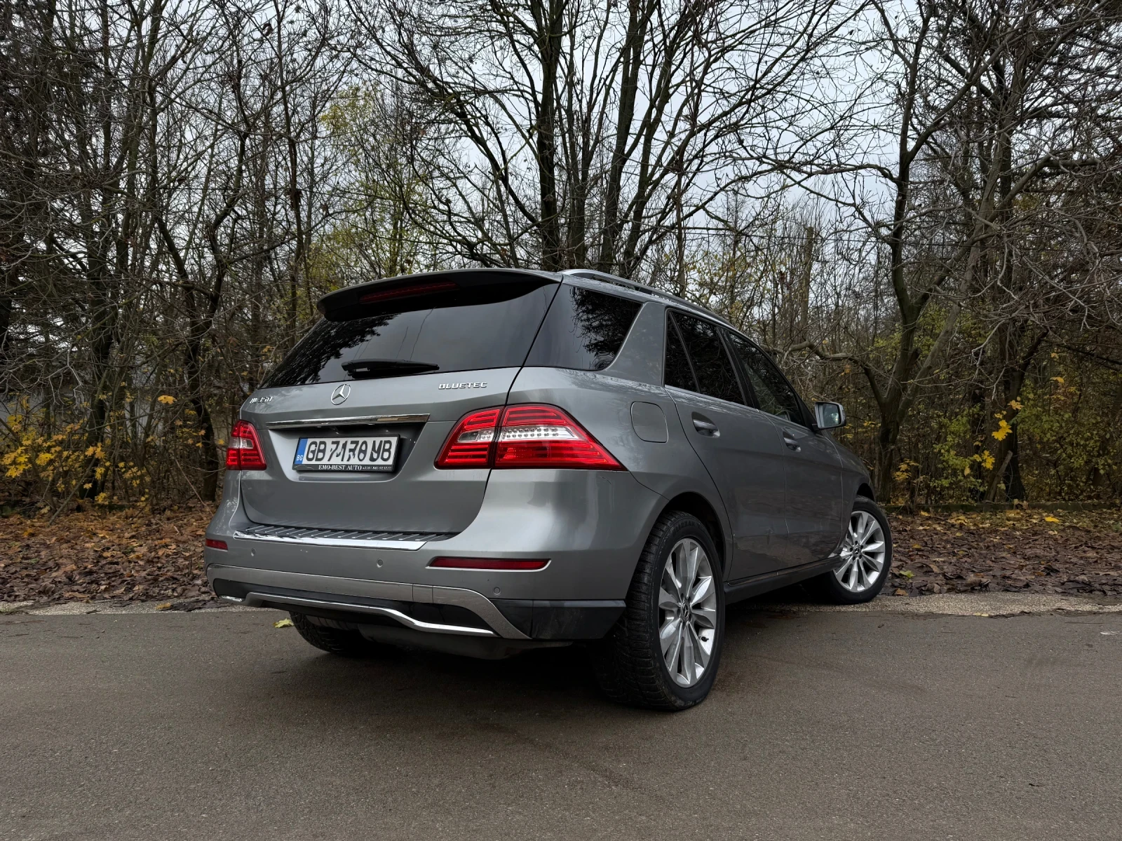 Mercedes-Benz ML 350 Bluetec 4Matic* ALCANTARA* KAMERA* LED*  - изображение 7