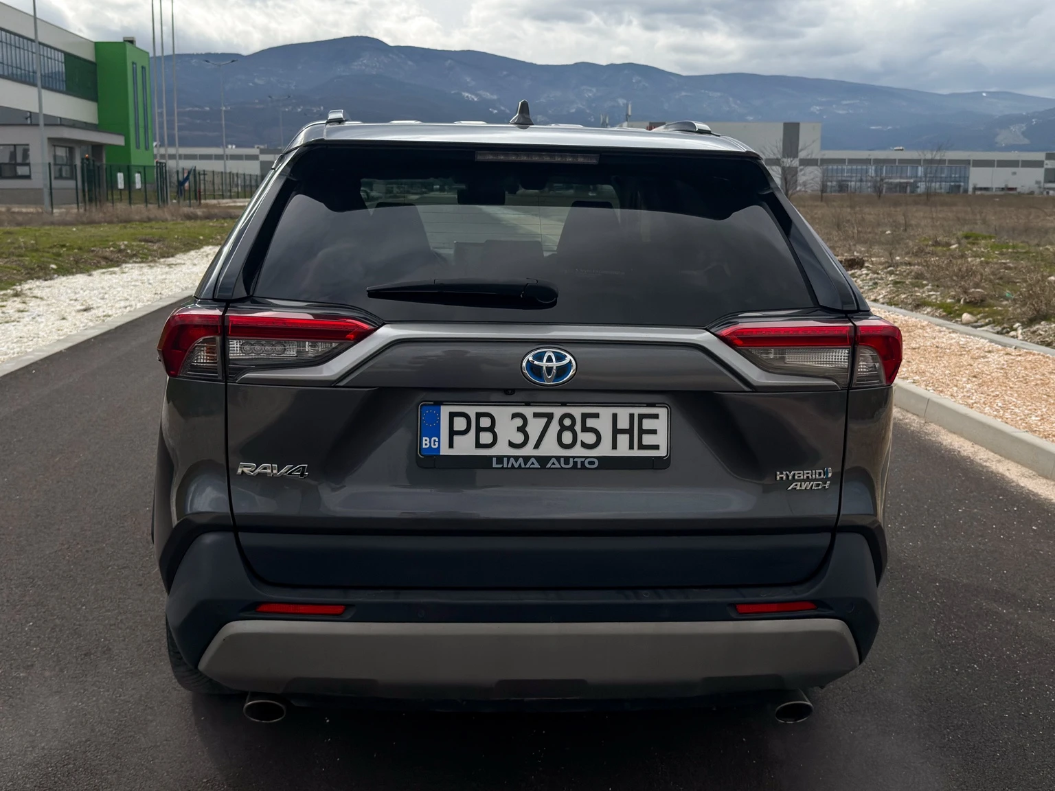 Toyota Rav4 Hybrid AWD-i - изображение 7