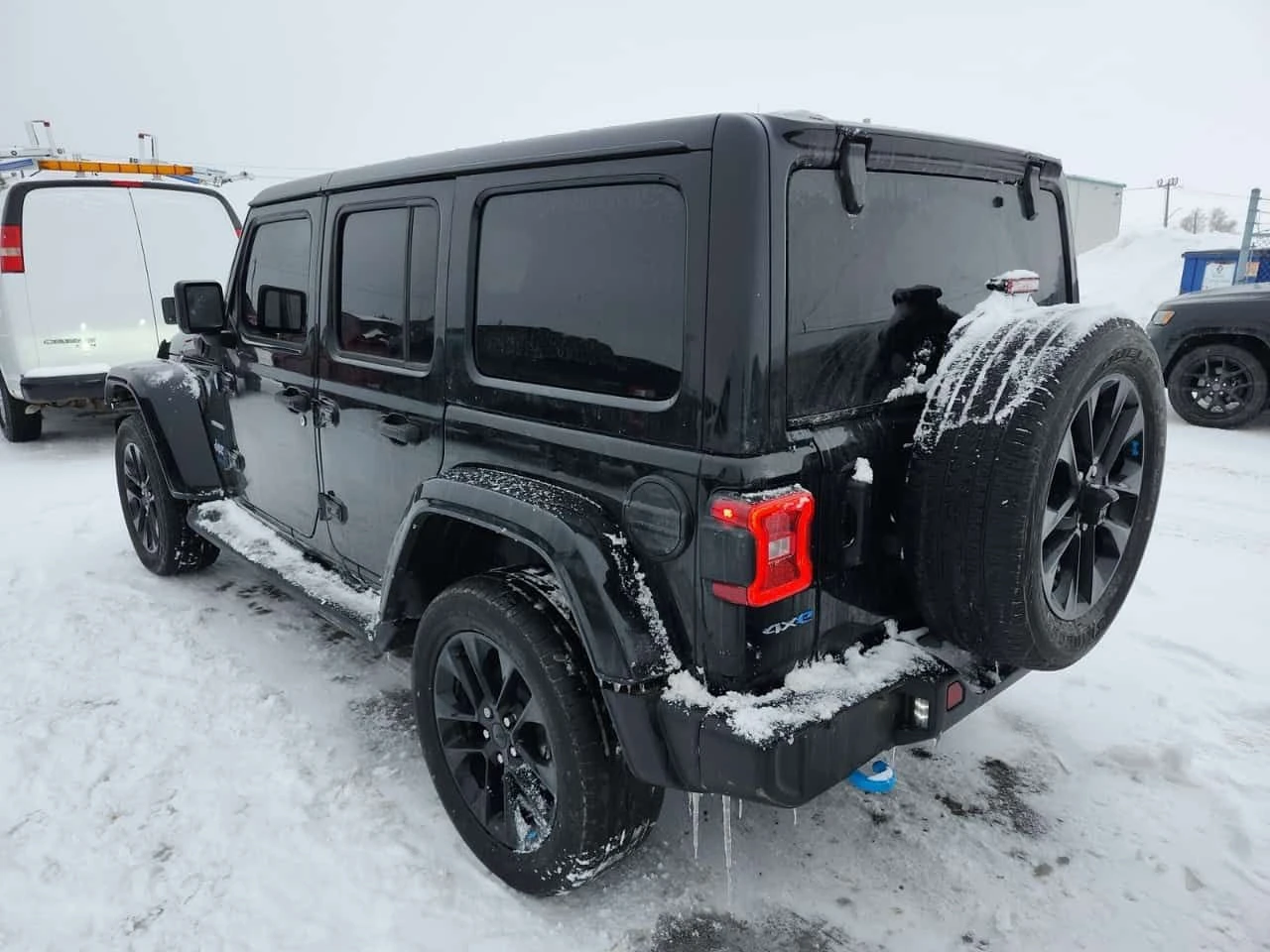 Jeep Wrangler * UNLIMITED SAHARA * ПОДГРЕВИ* 2 КЛЮЧА* 1 СОБСТВЕН - изображение 4