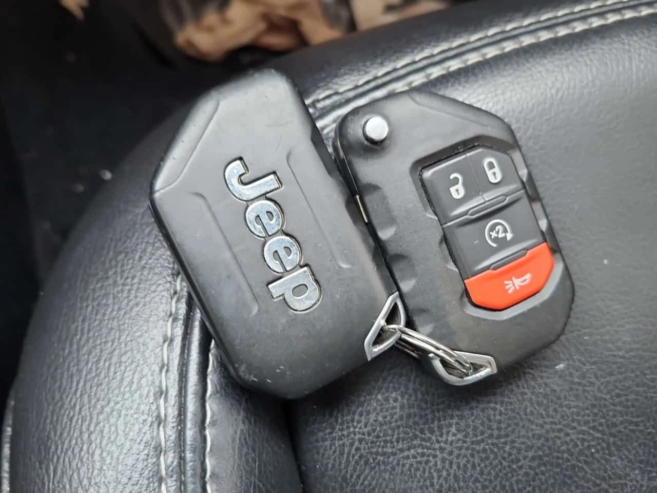 Jeep Wrangler * UNLIMITED SAHARA * ПОДГРЕВИ* 2 КЛЮЧА* 1 СОБСТВЕН - изображение 8