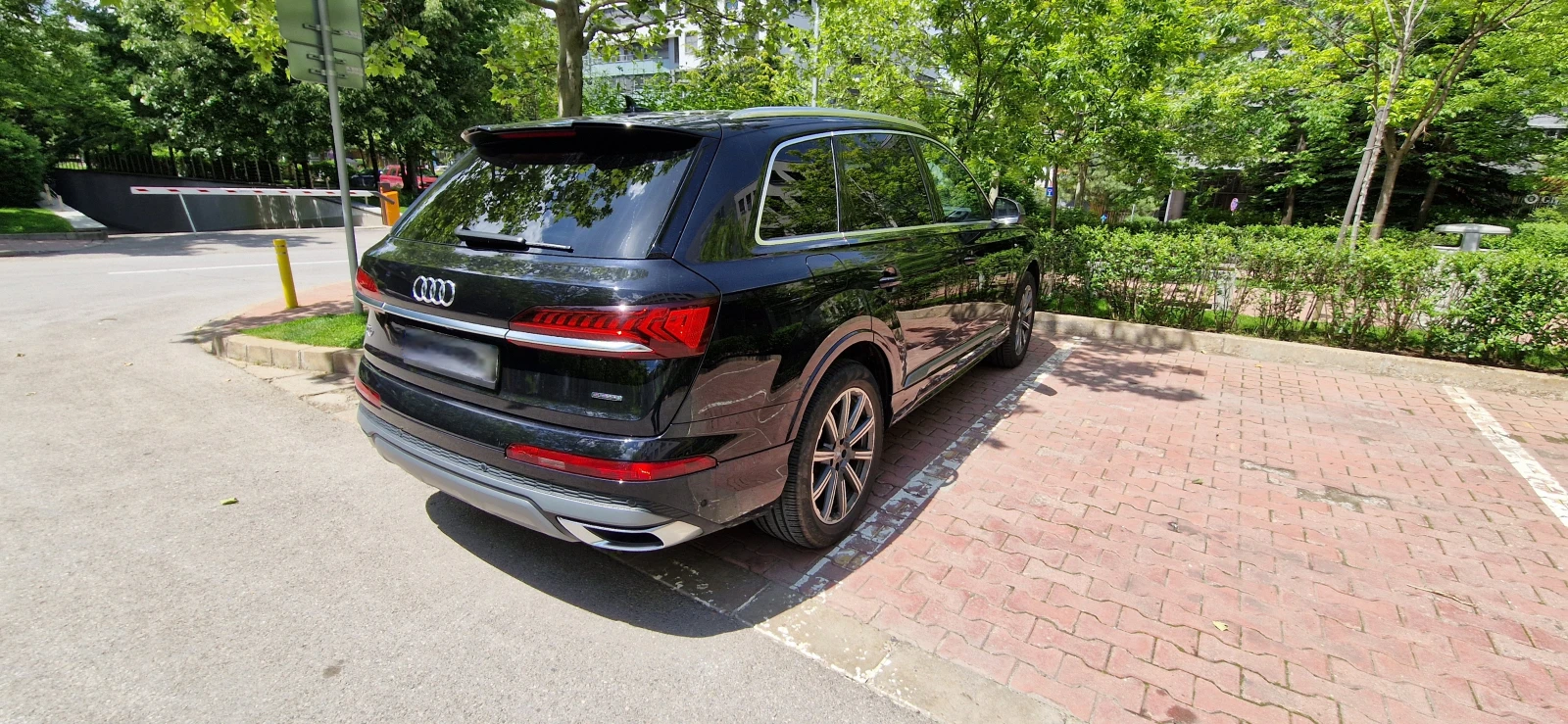 Audi Q7 55 TFSI PROGRESSIV, снимка 5 - Автомобили и джипове - 54625047