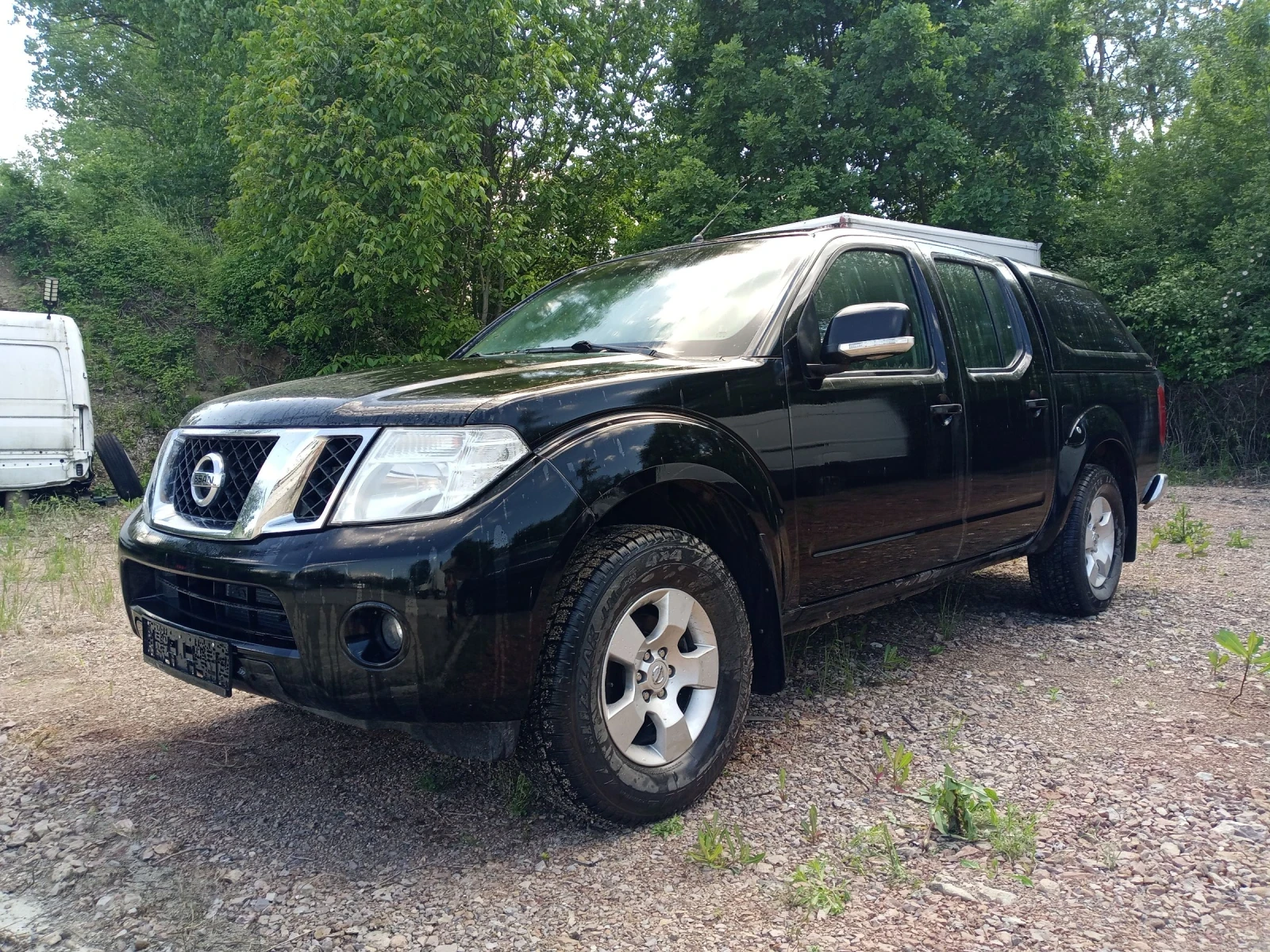 Nissan Navara 2, 5 DCI 170p.s, снимка 10 - Автомобили и джипове - 54707528