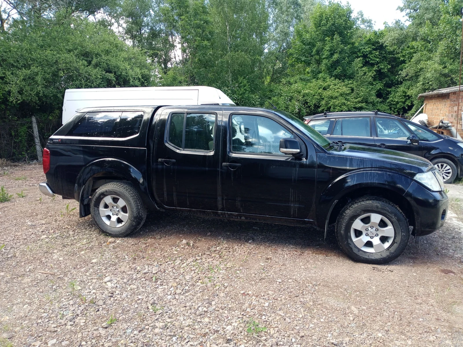 Nissan Navara 2, 5 DCI 170p.s, снимка 3 - Автомобили и джипове - 54707528