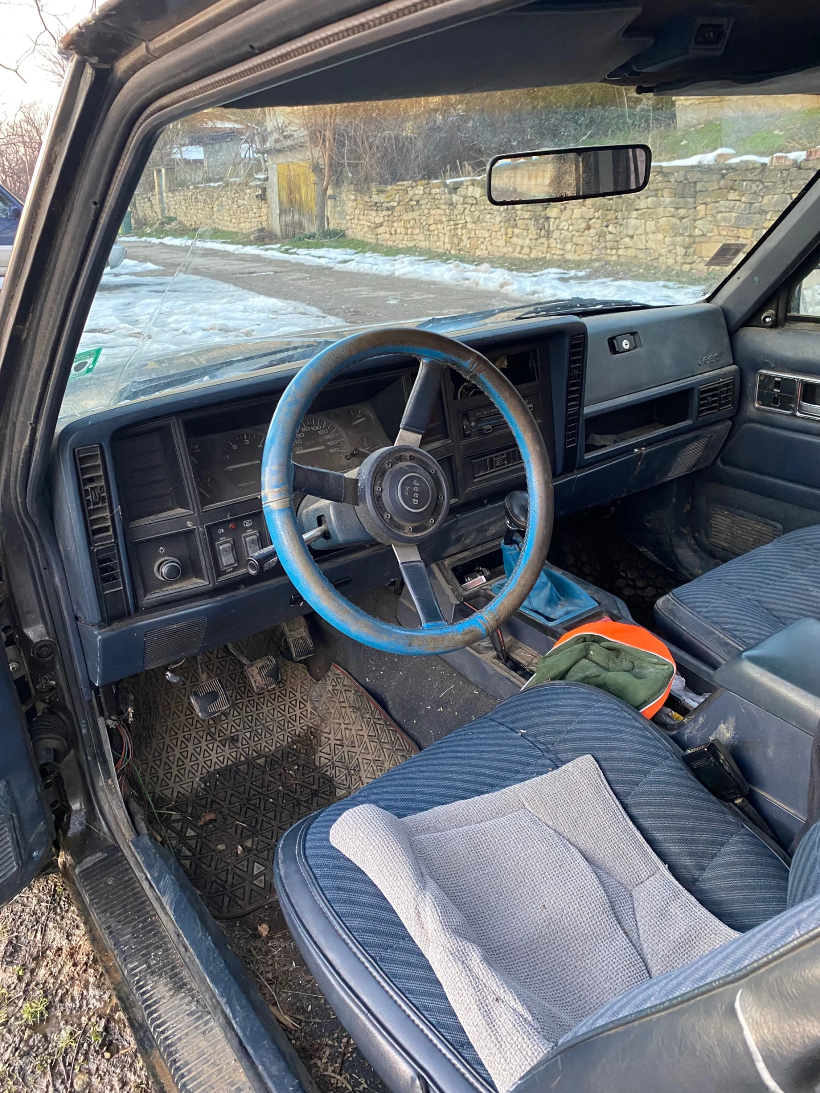 Jeep Cherokee