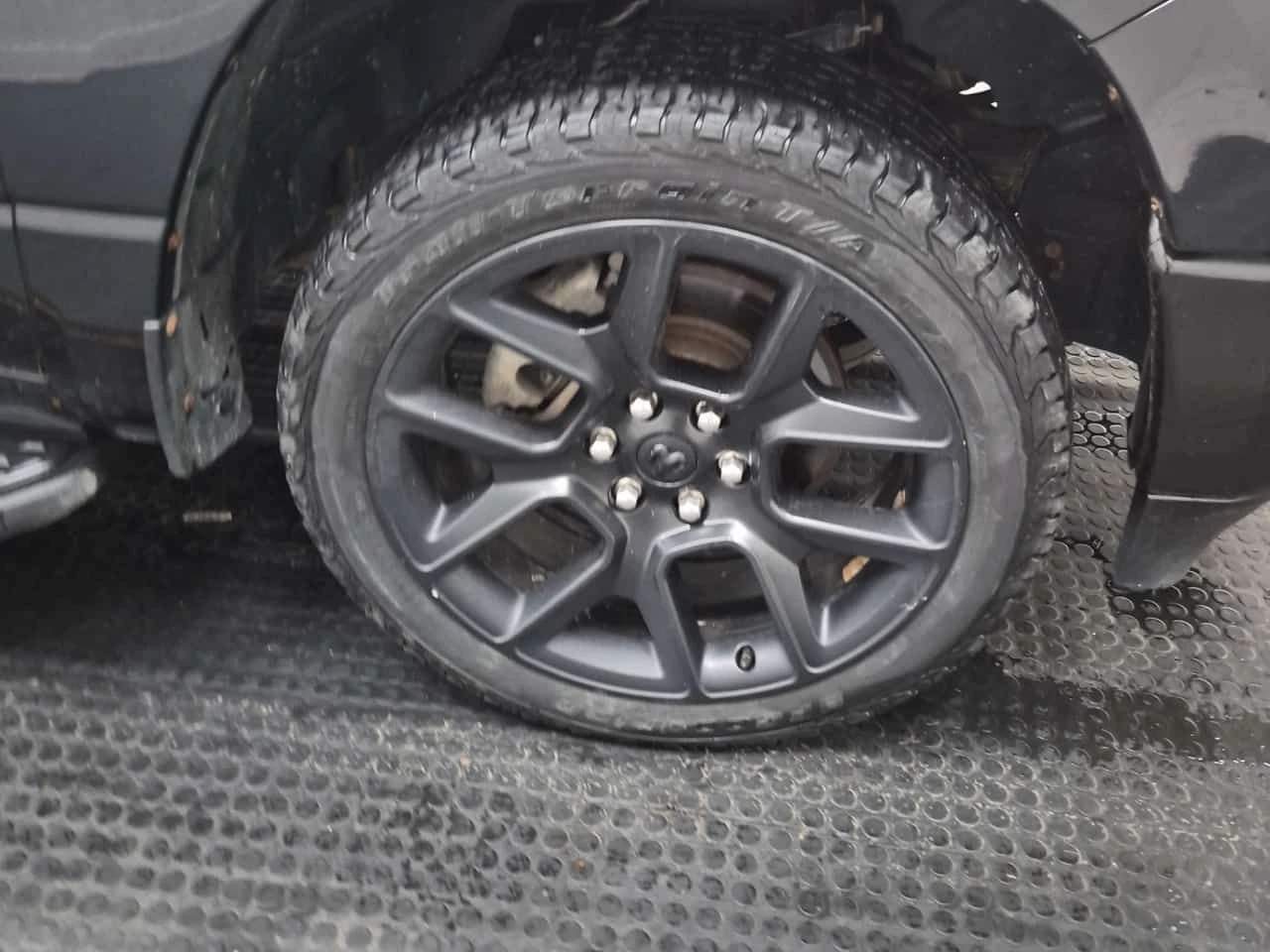 Dodge RAM 1500  Sport / 360 / ГОЛЯМА НАВИГАЦИЯ / CARFAX , снимка 7 - Автомобили и джипове - 55601776