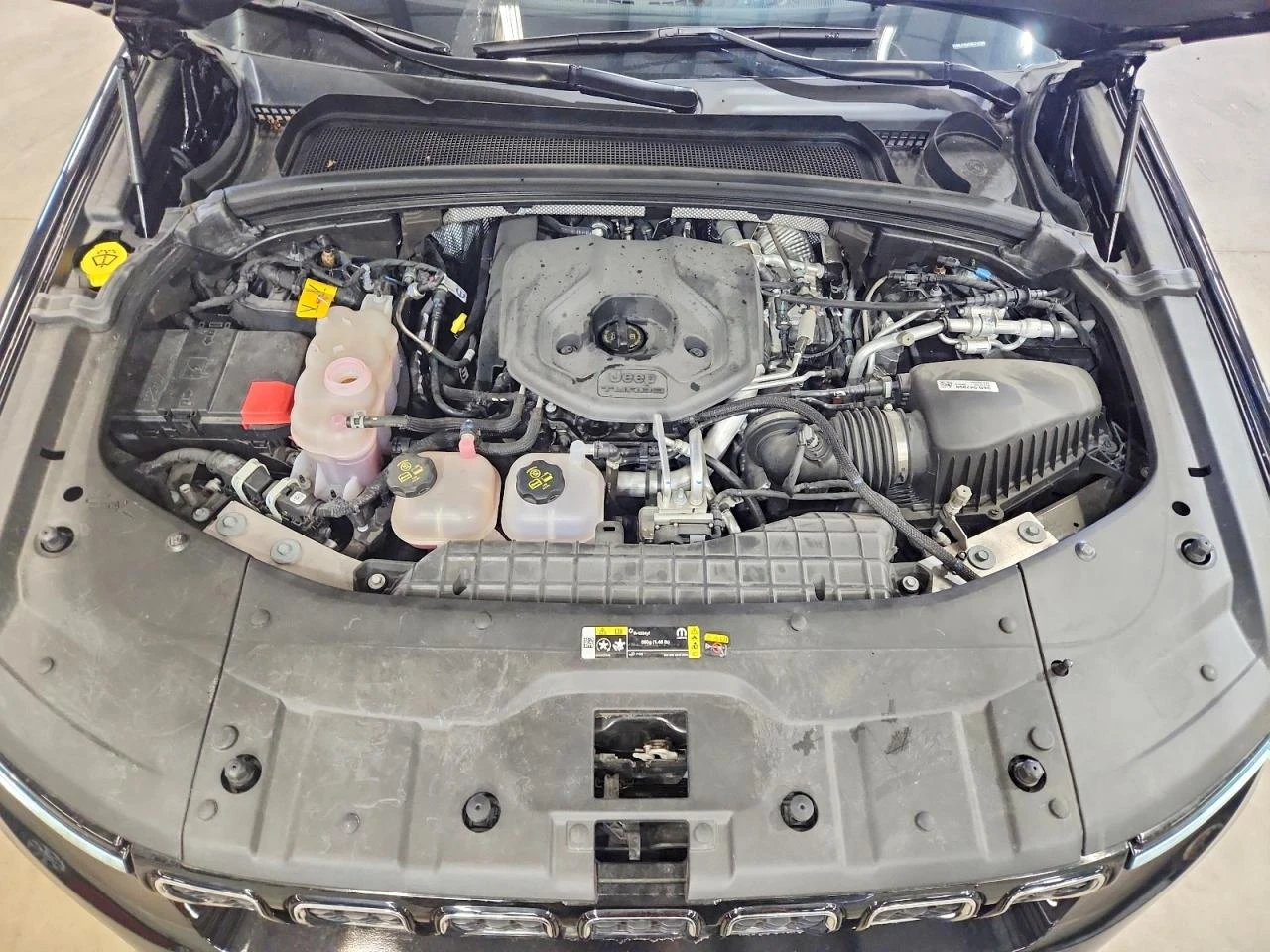 Jeep Grand cherokee 2.0l Overland 4Xe, снимка 12 - Автомобили и джипове - 55812794
