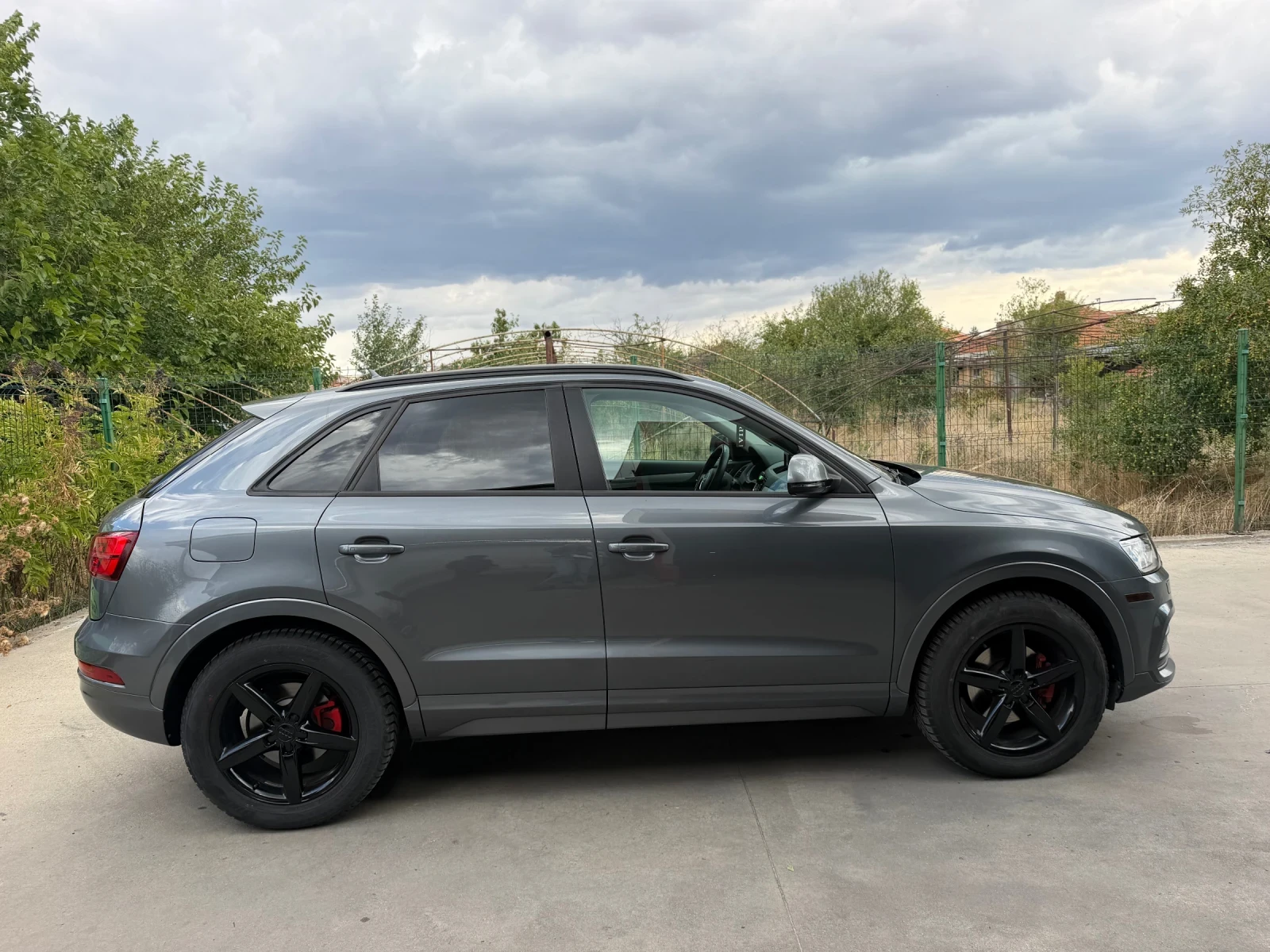Audi Q3, снимка 6 - Автомобили и джипове - 56203171