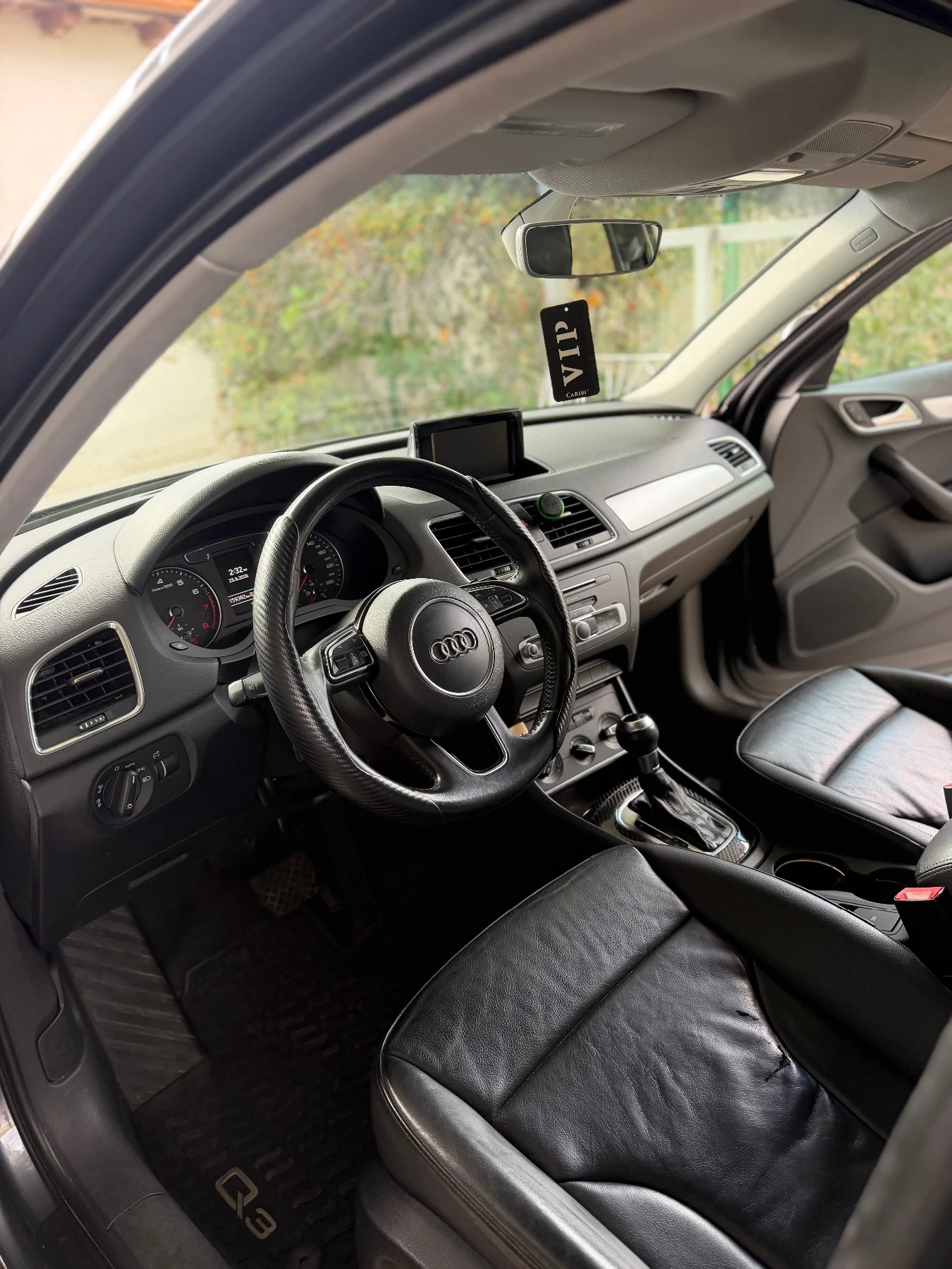 Audi Q3, снимка 9 - Автомобили и джипове - 56203171