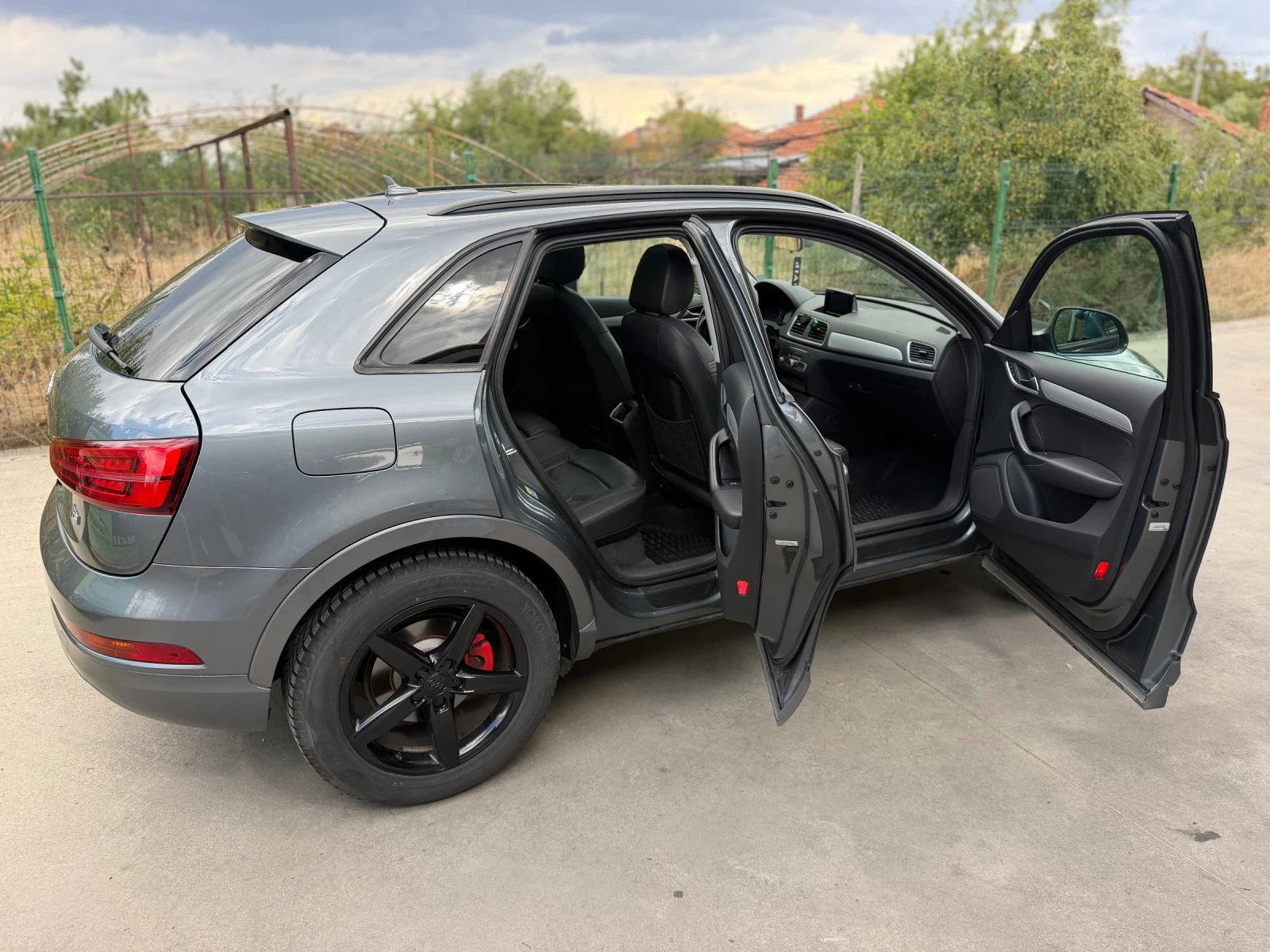 Audi Q3, снимка 7 - Автомобили и джипове - 56203171