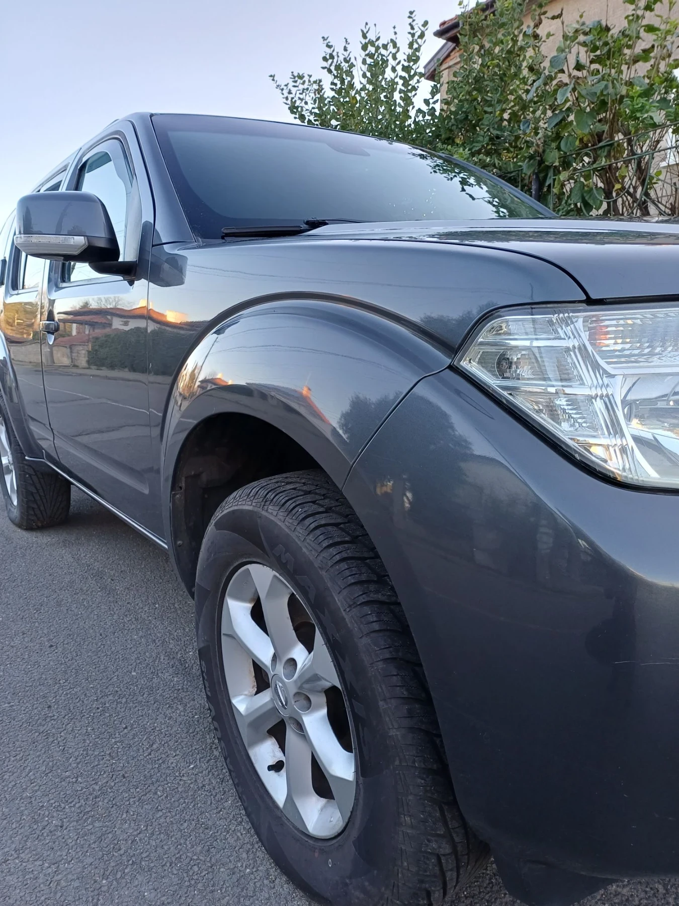Nissan Pathfinder, снимка 3 - Автомобили и джипове - 56408266