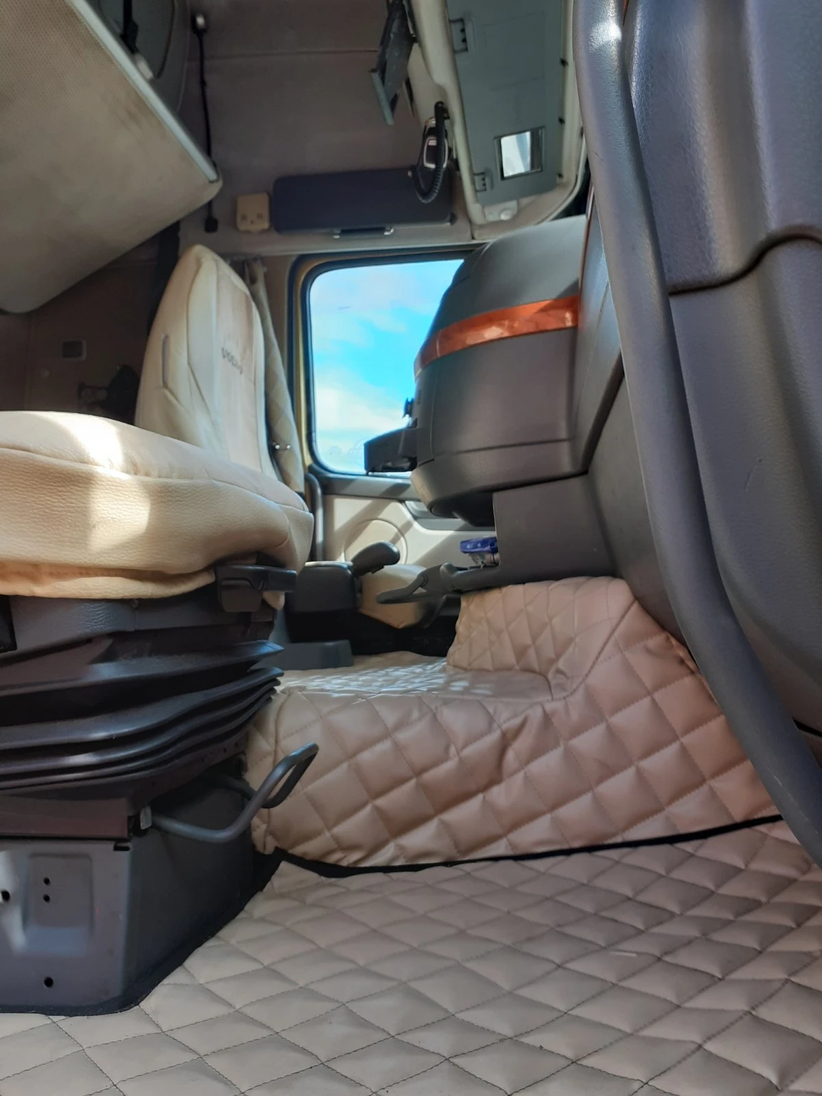 Volvo Fh  - изображение 7