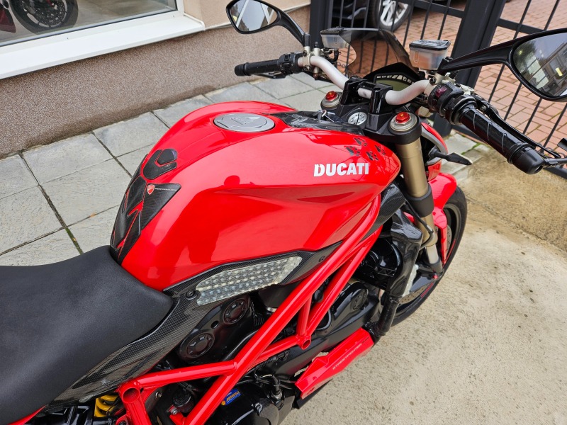 Ducati Streetfighter 848ie, 130 к.с., 2012г., снимка 10 - Мотоциклети и мототехника - 43238792
