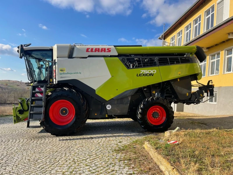 Комбайн Claas ДЕМО CLAAS LEXION 7500 + CLAAS VARIO 930 ЛИЗИНГ, снимка 4 - Селскостопанска техника - 38142256