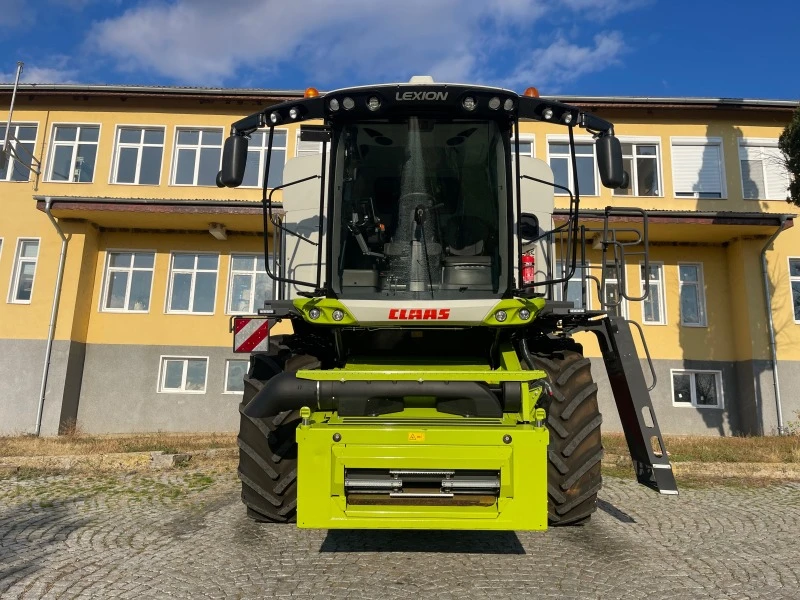 Комбайн Claas ДЕМО CLAAS LEXION 7500 + CLAAS VARIO 930 ЛИЗИНГ, снимка 2 - Селскостопанска техника - 38142256