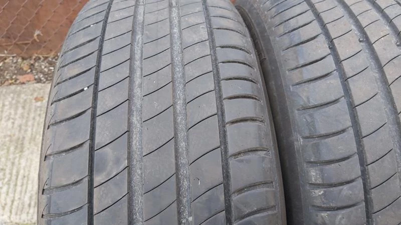 Гуми Летни 205/55R17, снимка 3 - Гуми и джанти - 27400768