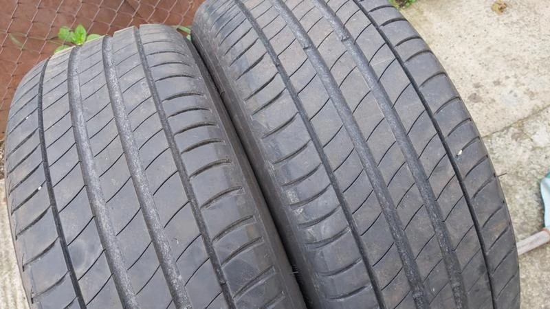 Гуми Летни 205/55R17, снимка 2 - Гуми и джанти - 27400768