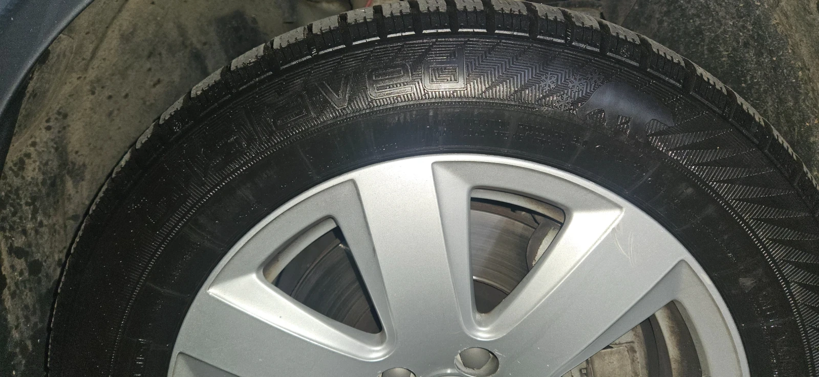 ���� 225/55R16 | Mobile.bg � ����������� 9