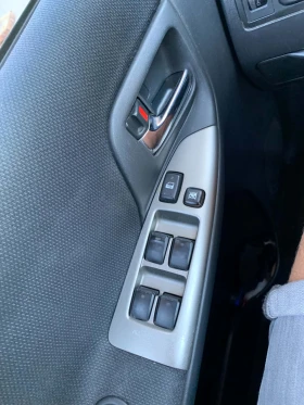 Toyota Corolla verso, снимка 12