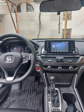 Honda Accord 1.5Т, снимка 11