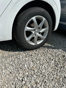 Peugeot 208 1.2 VTI 82kc - 8600 лв. - 37094673 14