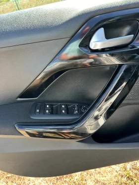 Peugeot 208 1.2 VTI 82kc - 8600 лв. - 37094673 6