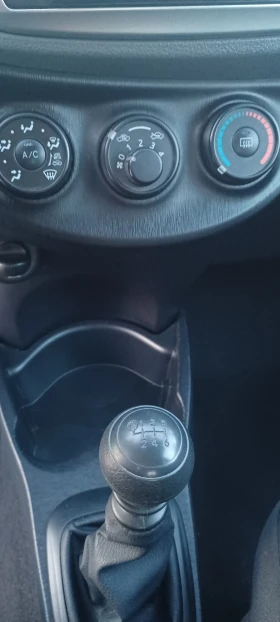 Toyota Yaris 1.4 D-4D - 5750 € / 11246.02 лв. - 97550636 9