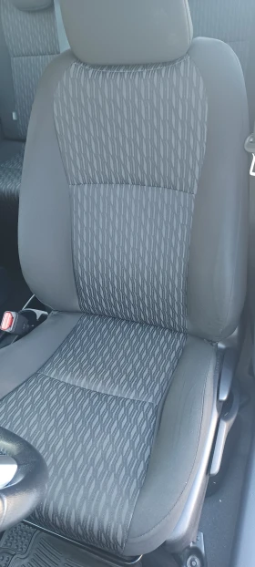 Toyota Yaris 1.4 D-4D - 5750 € / 11246.02 лв. - 97550636 10