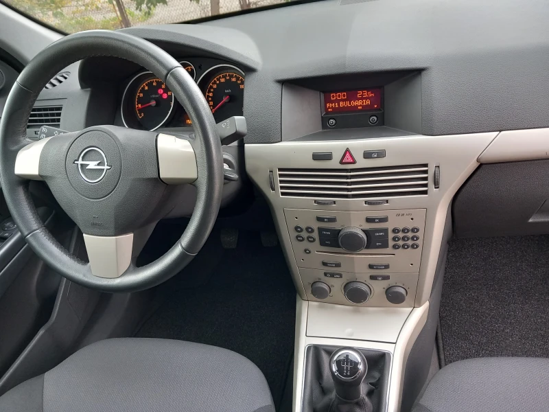 Opel Astra 1.4i Клима Face, снимка 13 - Автомобили и джипове - 47485516