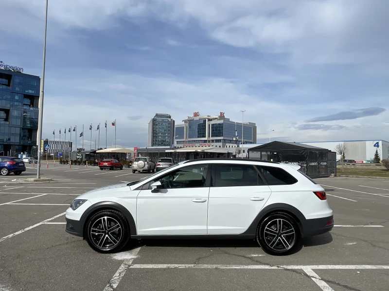 Seat Leon Xperience, снимка 8 - Автомобили и джипове - 48287649