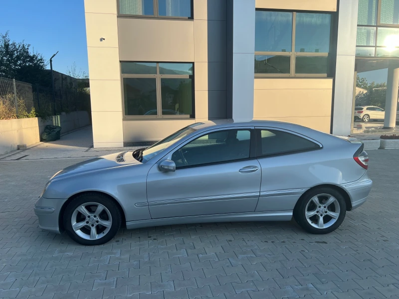 Mercedes-Benz C 220 Facelift Avangarde Автоматик 150 коня, снимка 7 - Автомобили и джипове - 48828607