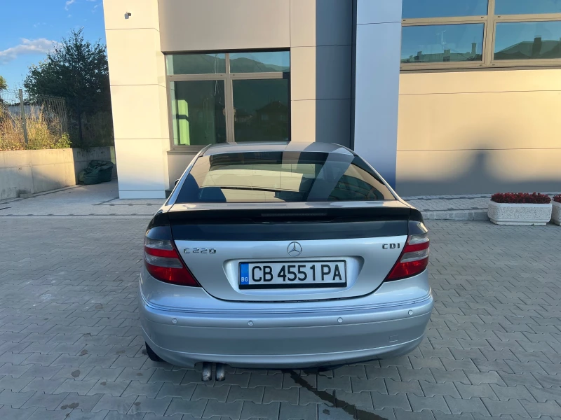 Mercedes-Benz C 220 Facelift Avangarde Автоматик 150 коня, снимка 5 - Автомобили и джипове - 48828607