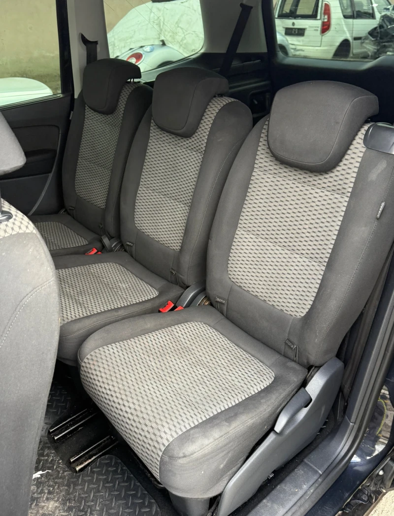 VW Sharan Cff Dsg 7 места, снимка 5 - Автомобили и джипове - 49832409