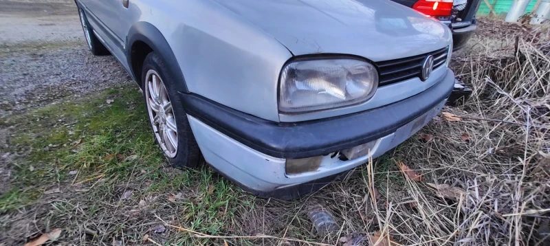 VW Golf, снимка 2 - Автомобили и джипове - 52689293