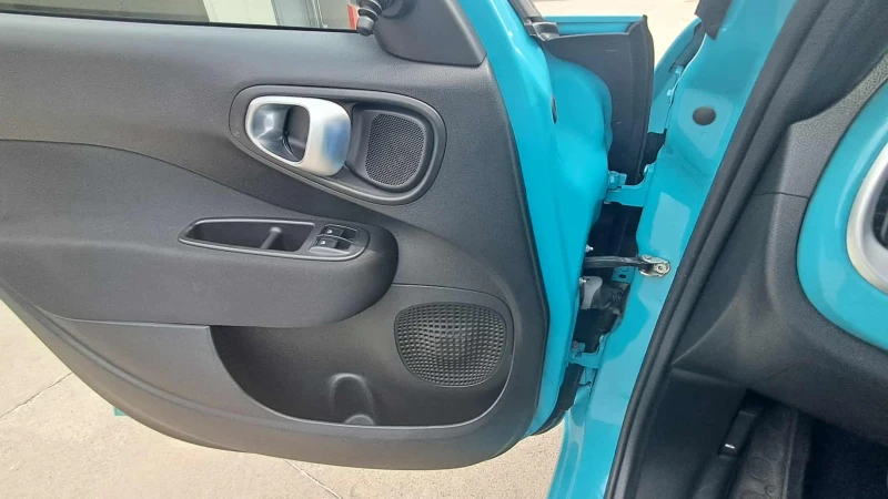 Fiat 500L Метан, снимка 16 - Автомобили и джипове - 51684062