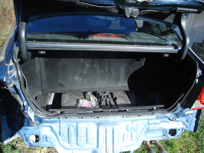 Honda Civic 1.8 iVtec, снимка 3 - Автомобили и джипове - 52685612