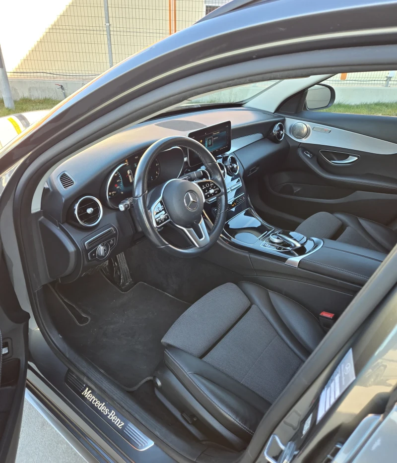 Mercedes-Benz C 220 AMG, снимка 11 - Автомобили и джипове - 52978361