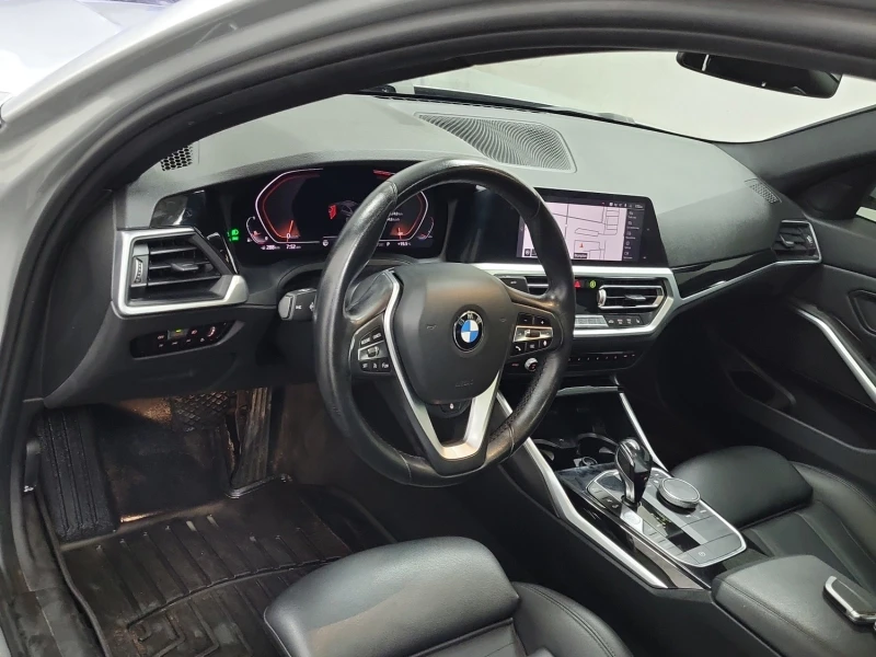 BMW 330 i xDrive* * CARFAX* * АВТОКРЕДИТ* * , снимка 7 - Автомобили и джипове - 53076809