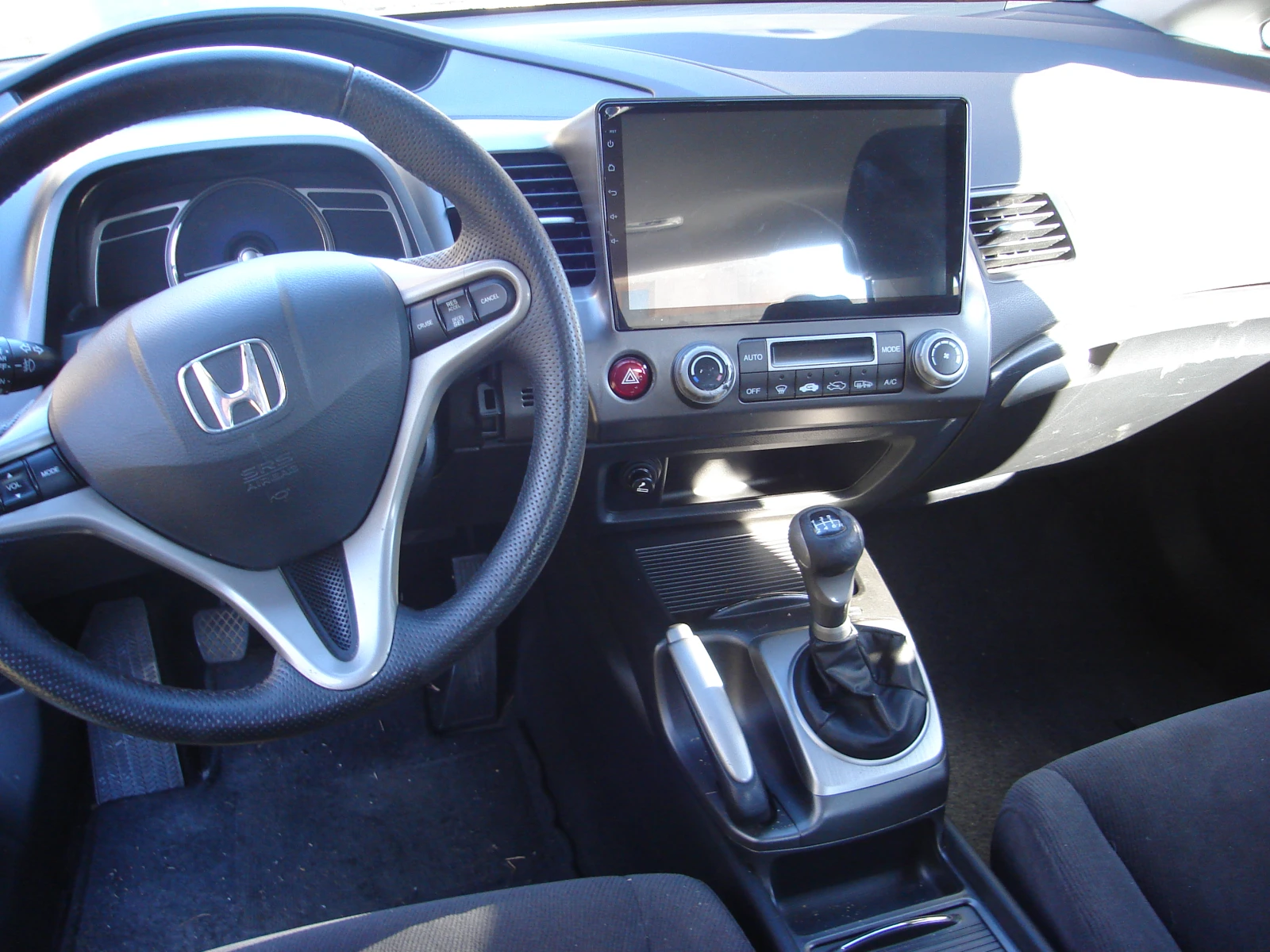 Honda Civic 1.8 iVtec, снимка 1