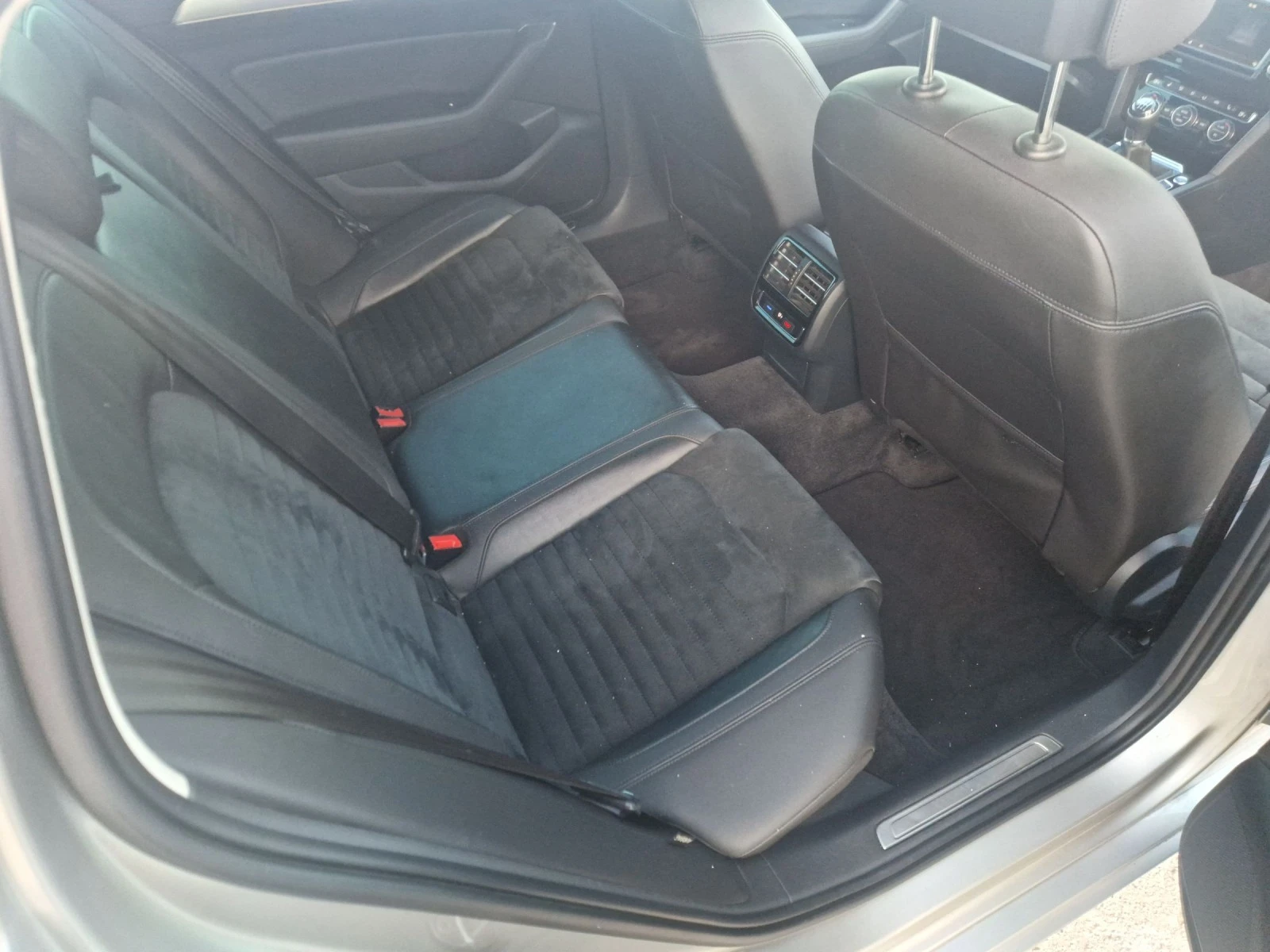 VW Passat PASSAT B8 2.0TDI 150кс CRL HIGHLINE На части | Mobile.bg — изображение 11