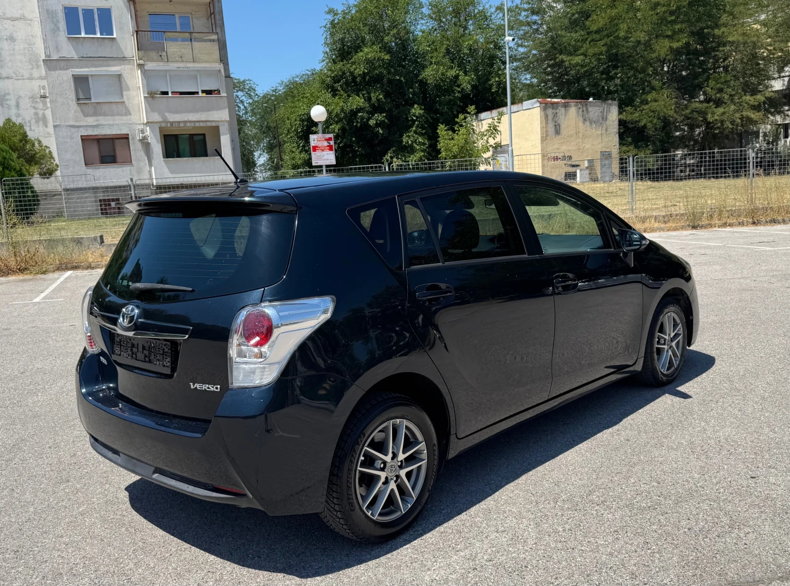 Toyota Verso 1, 6 D4D Панорама  - изображение 5