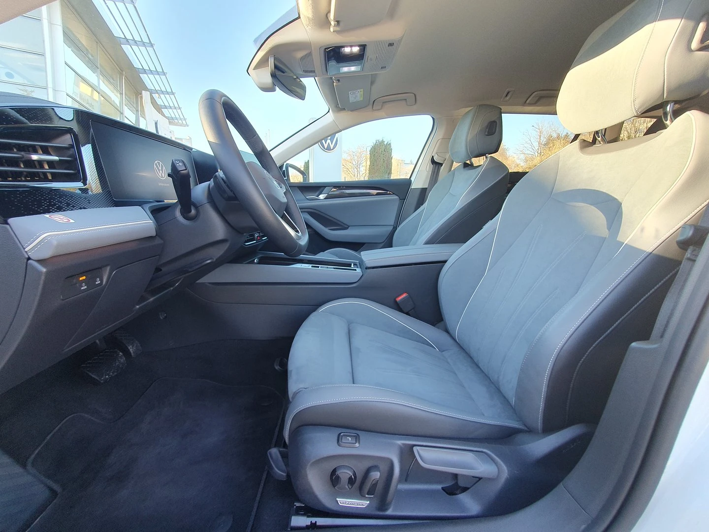 VW Passat 9 Business 1.5 eTSI DSG - изображение 3