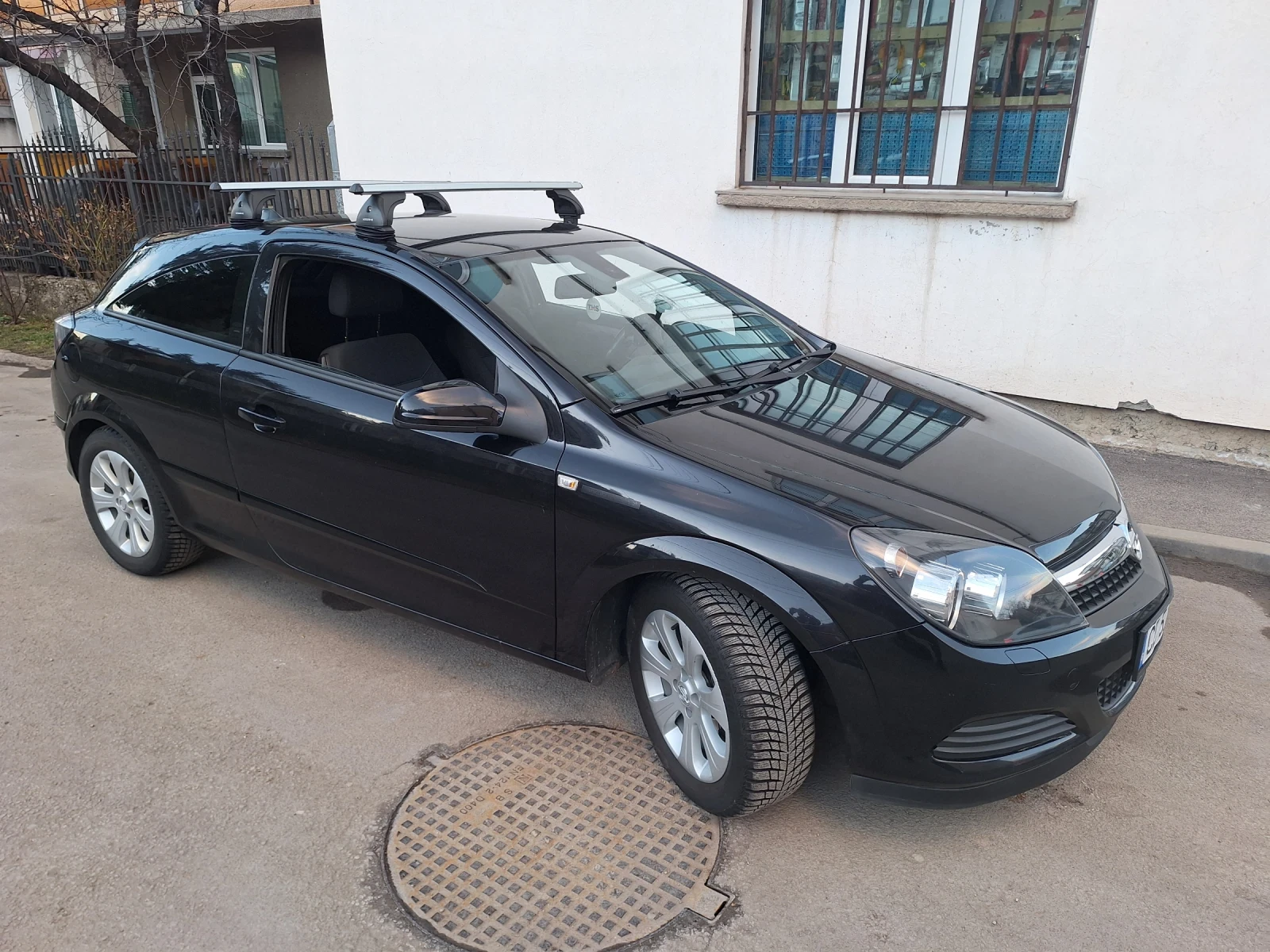 Opel Astra GTC - изображение 7