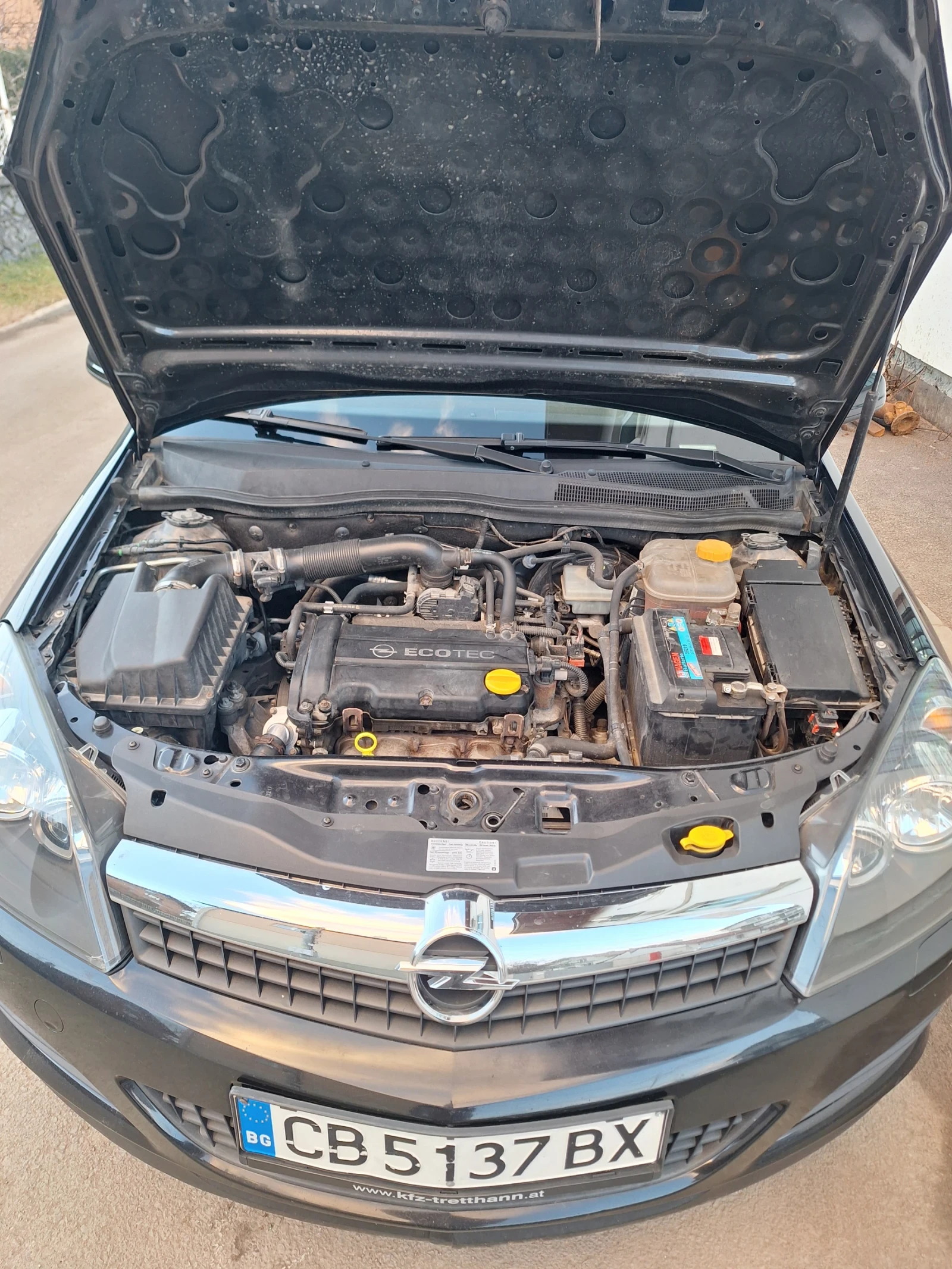 Opel Astra GTC - изображение 4