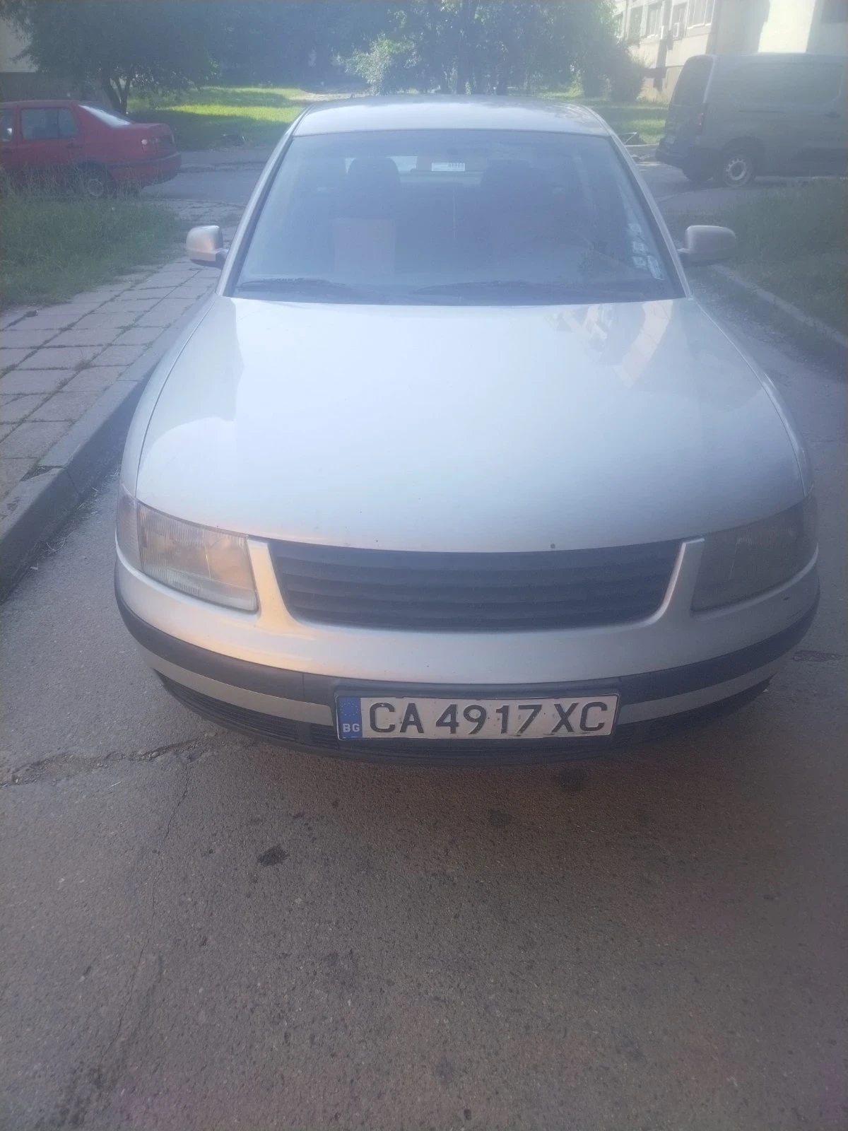 VW Passat 2.3 - изображение 4